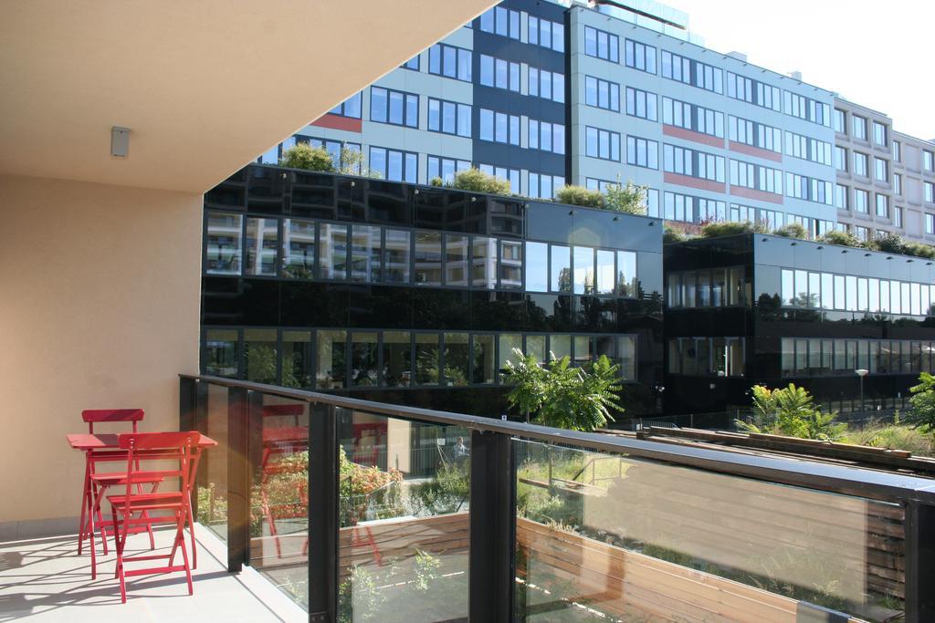 Karlin Apartment プラハ エクステリア 写真